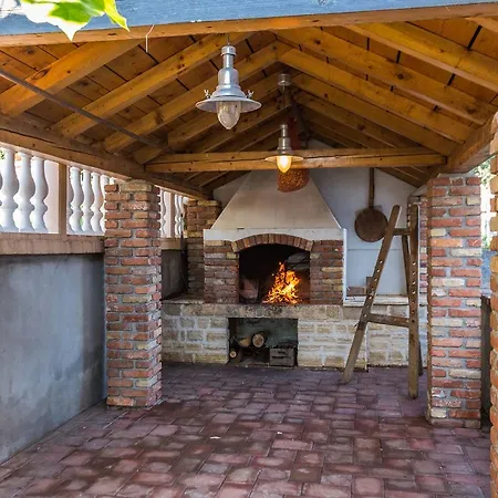 Krpina Apt; Bbq, Private Parking